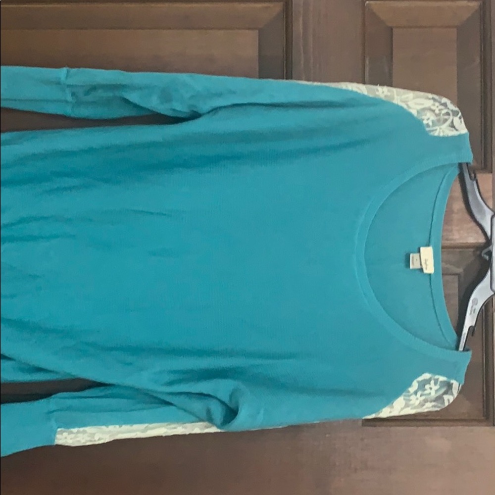 Day trip sweater with lace detail on sleeves